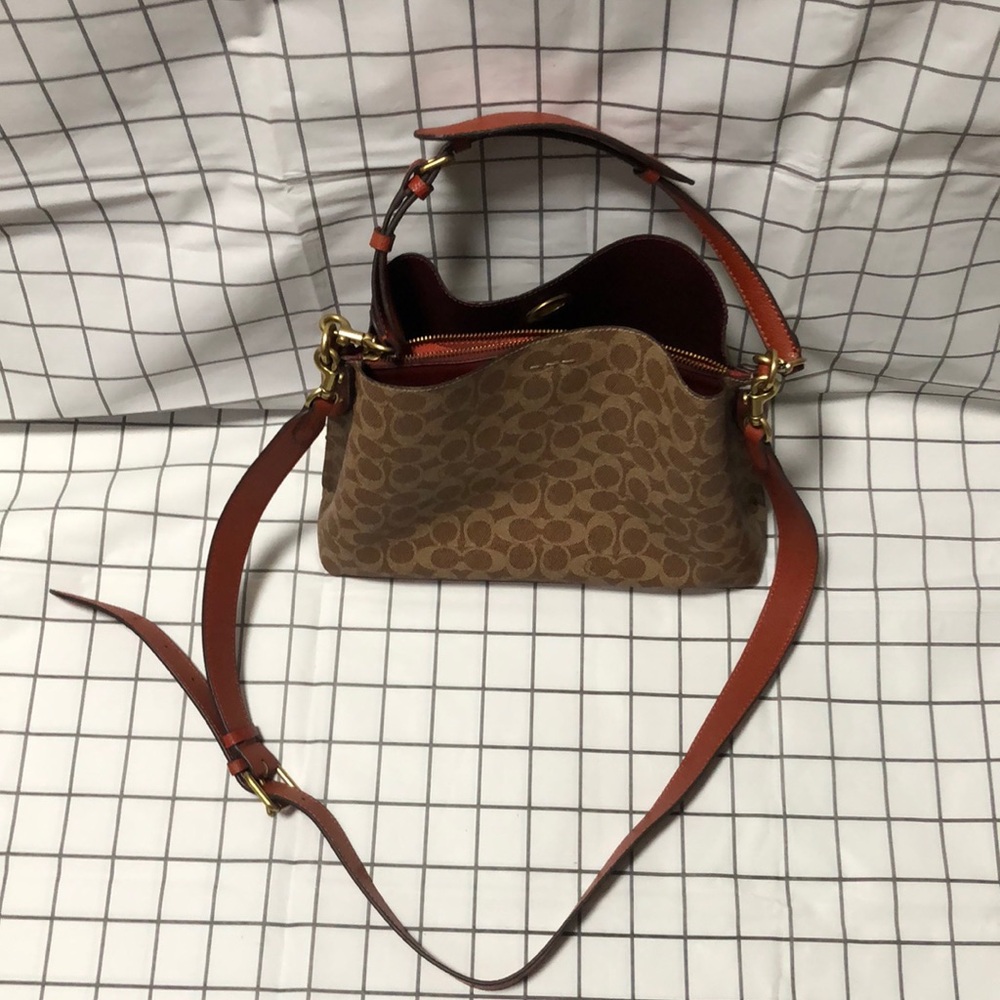 Coach Willow Bucket Shoulder Bag